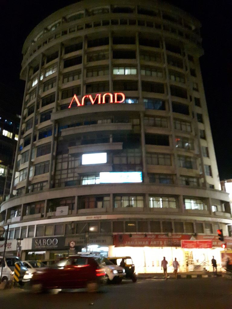 Professional signage solutions for commercial buildings
